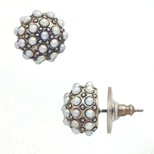 Silpada Pearls Night Out Post Earrings KRP0019